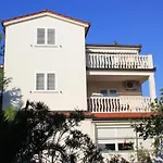 In With Sea View, Balcony, Air Conditioning, Wifi 5148-4 Appartamento