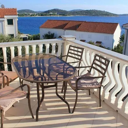 In With Sea View, Balcony, Air Conditioning, Wifi 5148-4 로고즈니차