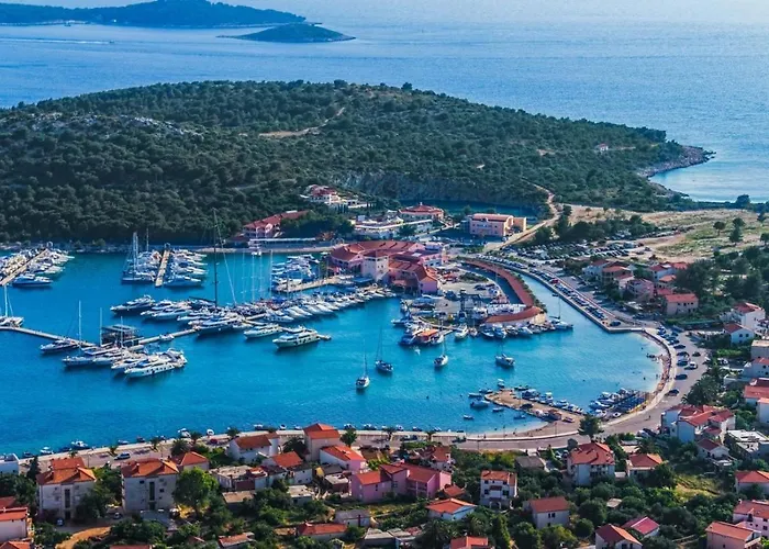 In With Sea View, Balcony, Air Conditioning, Wifi 5148-4 Apartman Rogoznica (Sibenik-Knin)